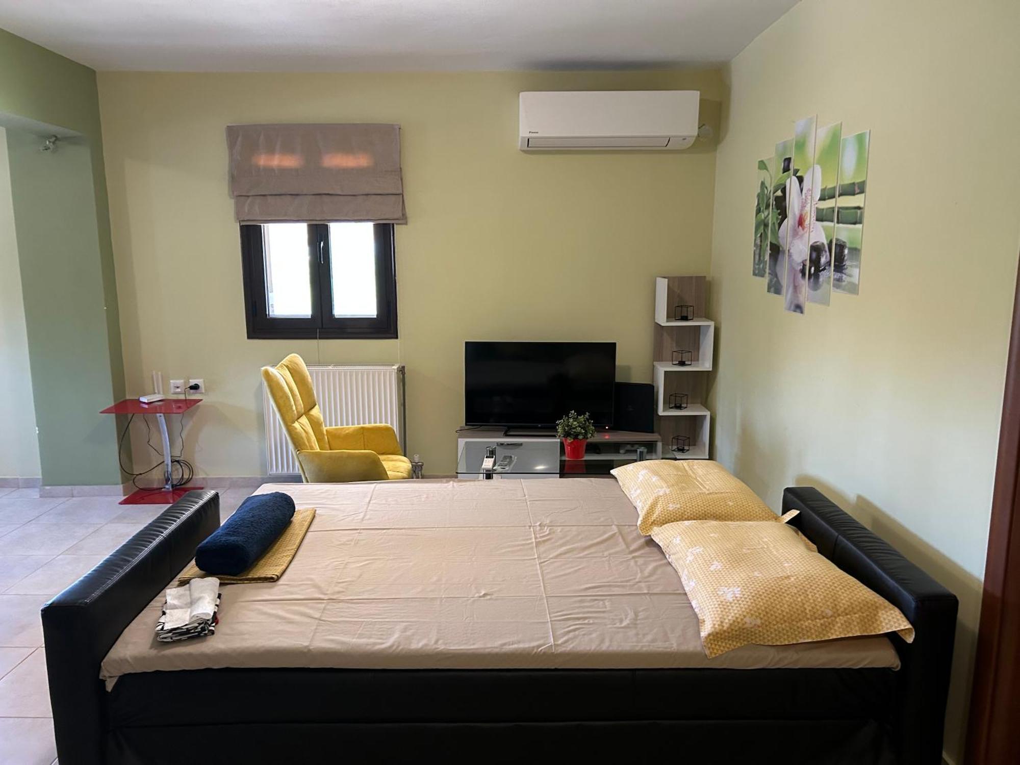 Sunshine Apartment Ioannina Buitenkant foto